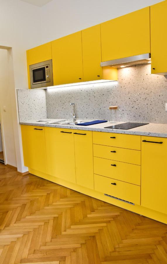Zachár Apartman Sopron Exterior foto