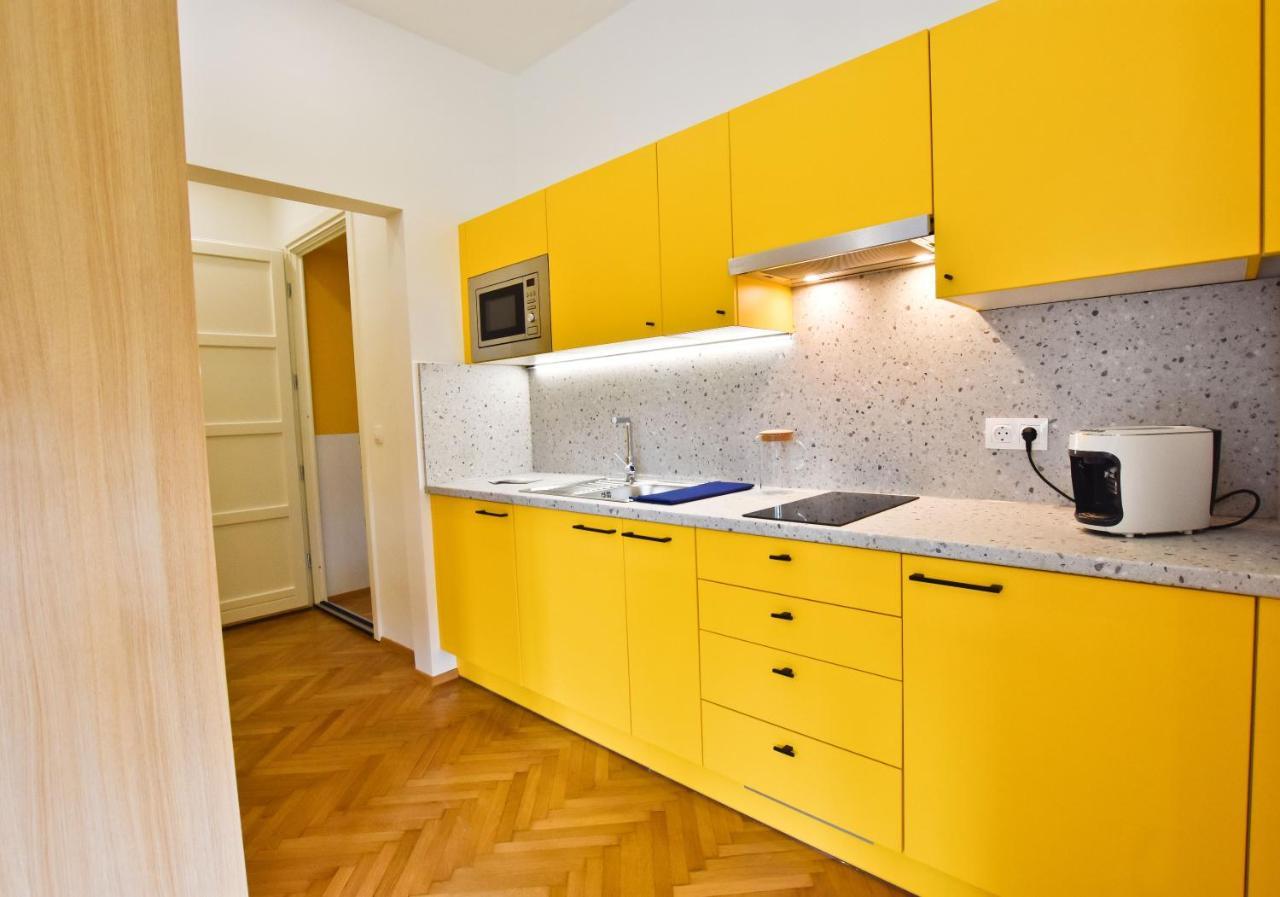 Zachár Apartman Sopron Exterior foto